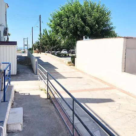 609 Center Apartment *